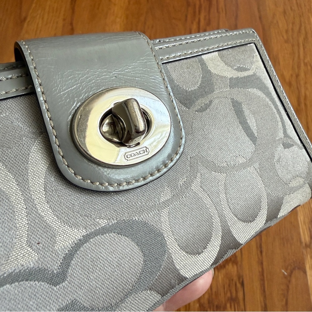 Coach gray silver CC print full size wallet with checkbook holder - Picture 9 of 11